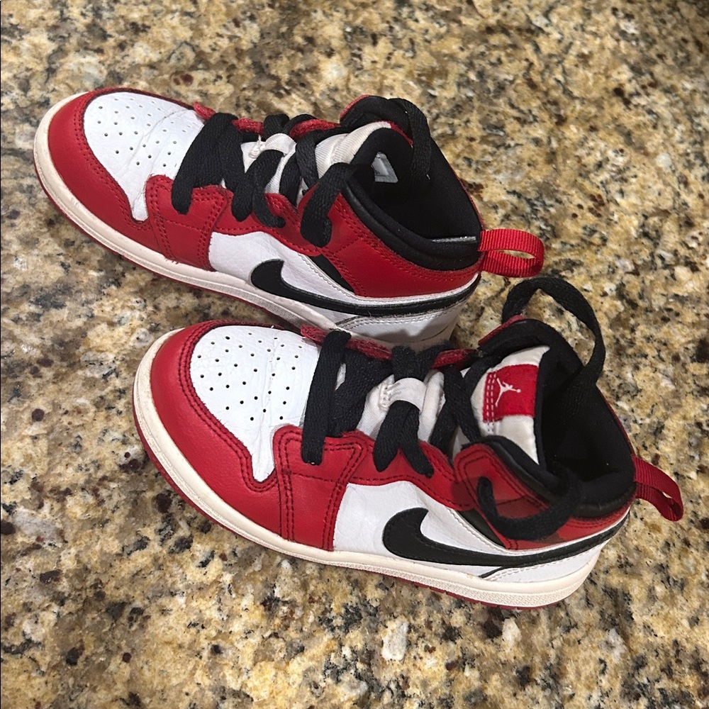 Nike Kids Sneakers Red Black White